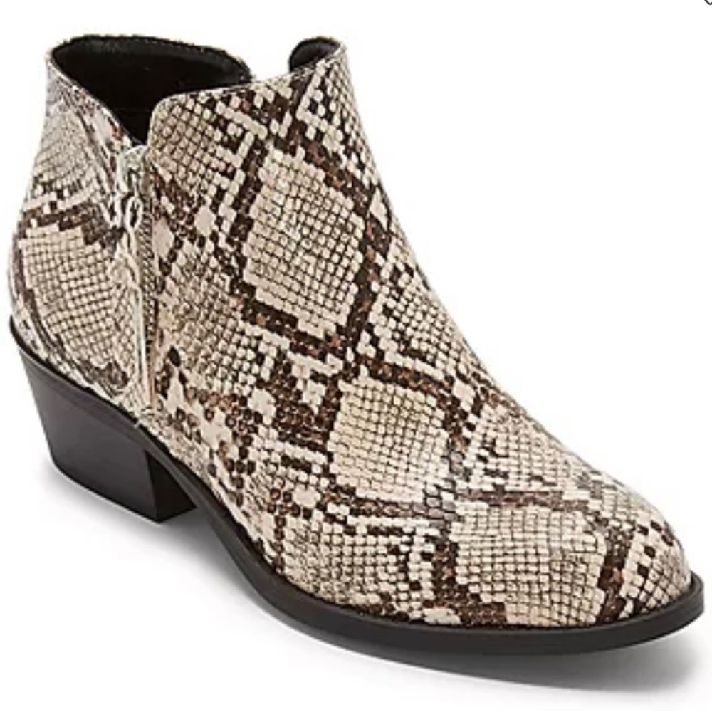 BEAUTIFUL Snake Arizona Canyon Block Heel Booties *VERY COMFORTABLE AND STYLISH*